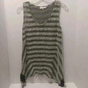 Mystree Textured Tunic Top Size L  Gray/ Black Tones